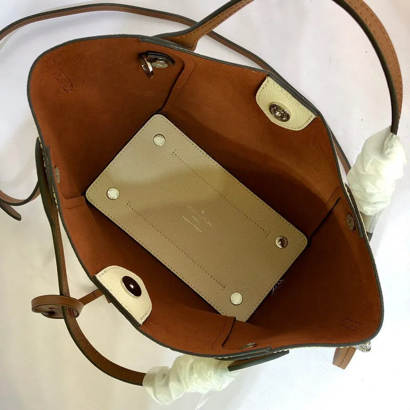 - 12402 CC Efficient customer service Bags Bags Louis Special offers Vuitton -