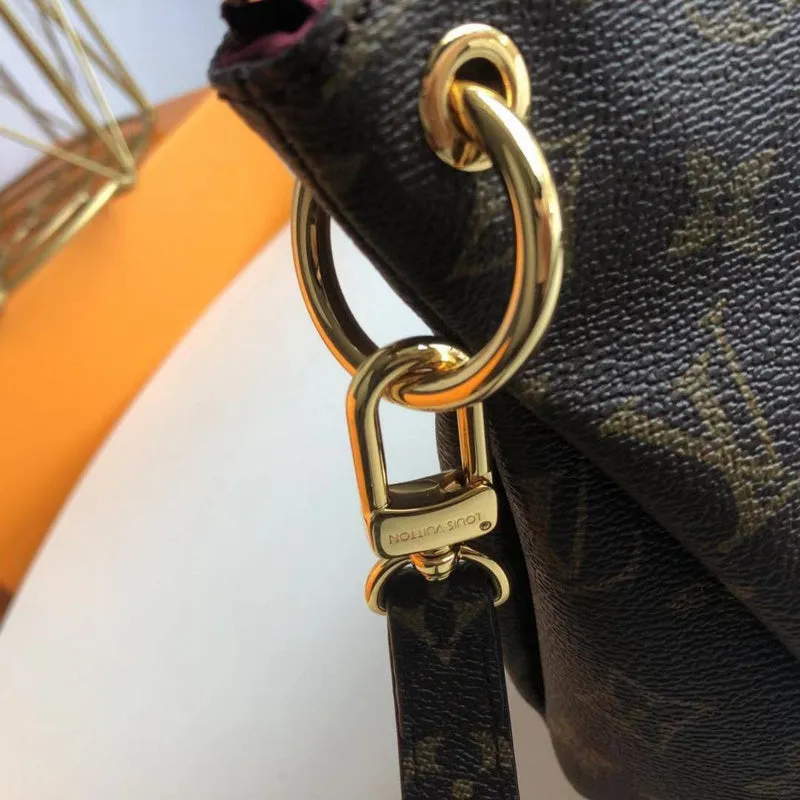 - - Louis Vibrant Reliable service 15561 Shops Vuittons Franco 