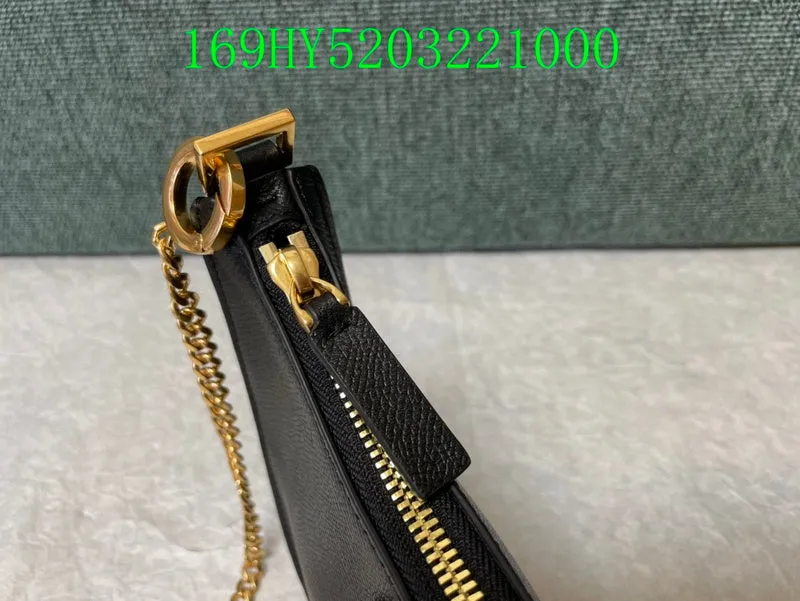 Bags 479 Bags - CC Streamlined Artistic Valentino -