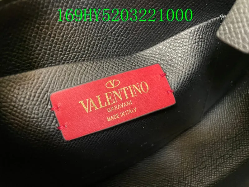 Bags 479 Bags - CC Streamlined Artistic Valentino -