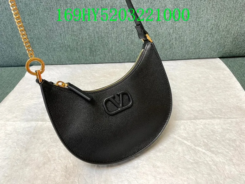 Bags 479 Bags - CC Streamlined Artistic Valentino -