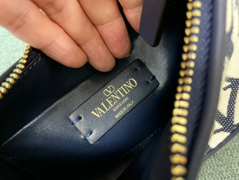 Bags Streamlined 1196 Valentino - CC Bags Outstanding -