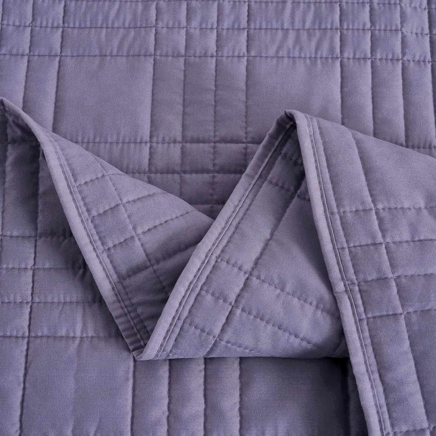 Chezmoi Collection Kingston Queen Size Bedspread Set, 3-Piece Dusty Purple Oversized Quilted Microfiber Lightweight Bedspread Coverlet (100"x106") for All Seasons
