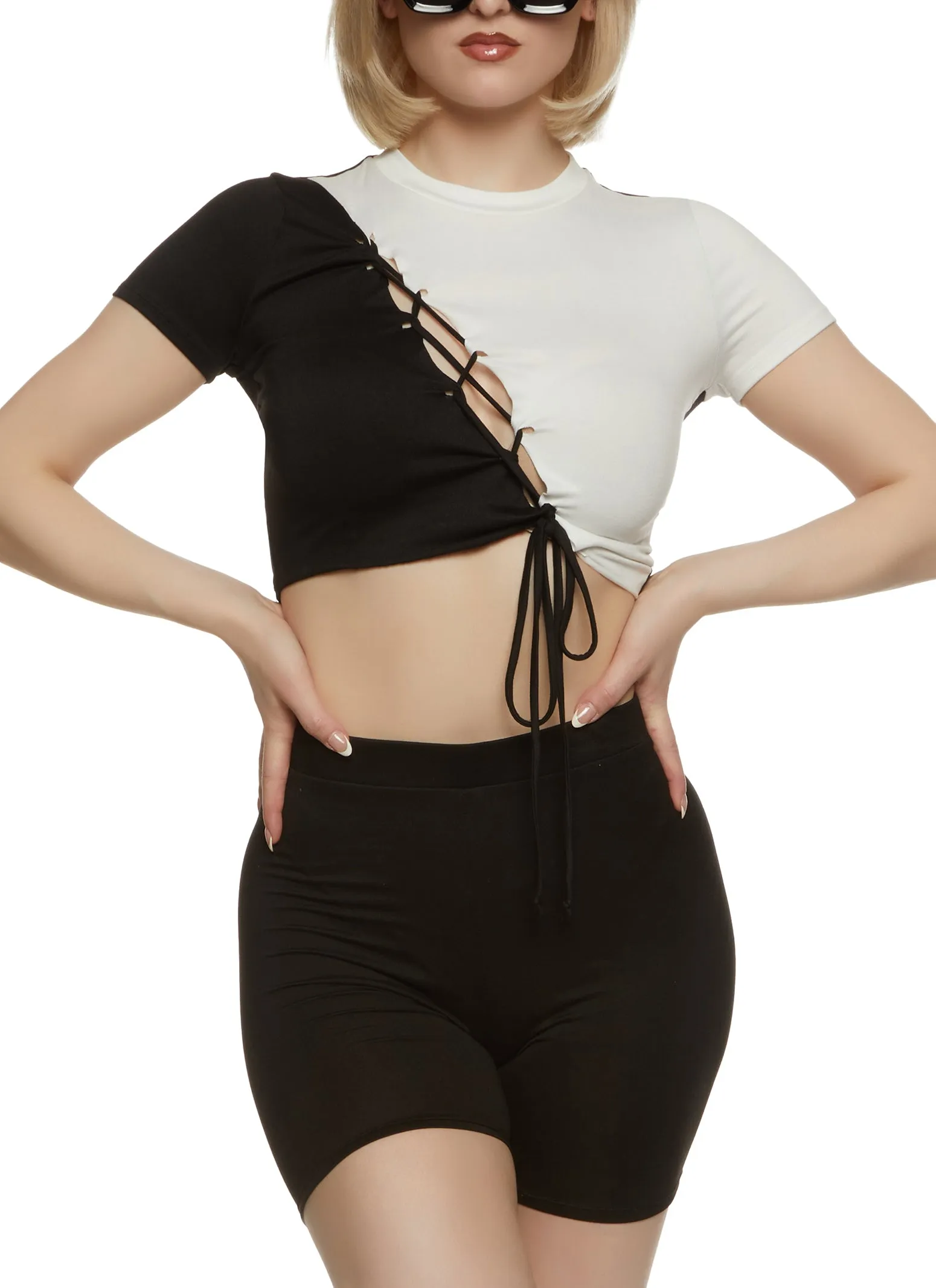 Color Blocked Lace Up Cropped Tee