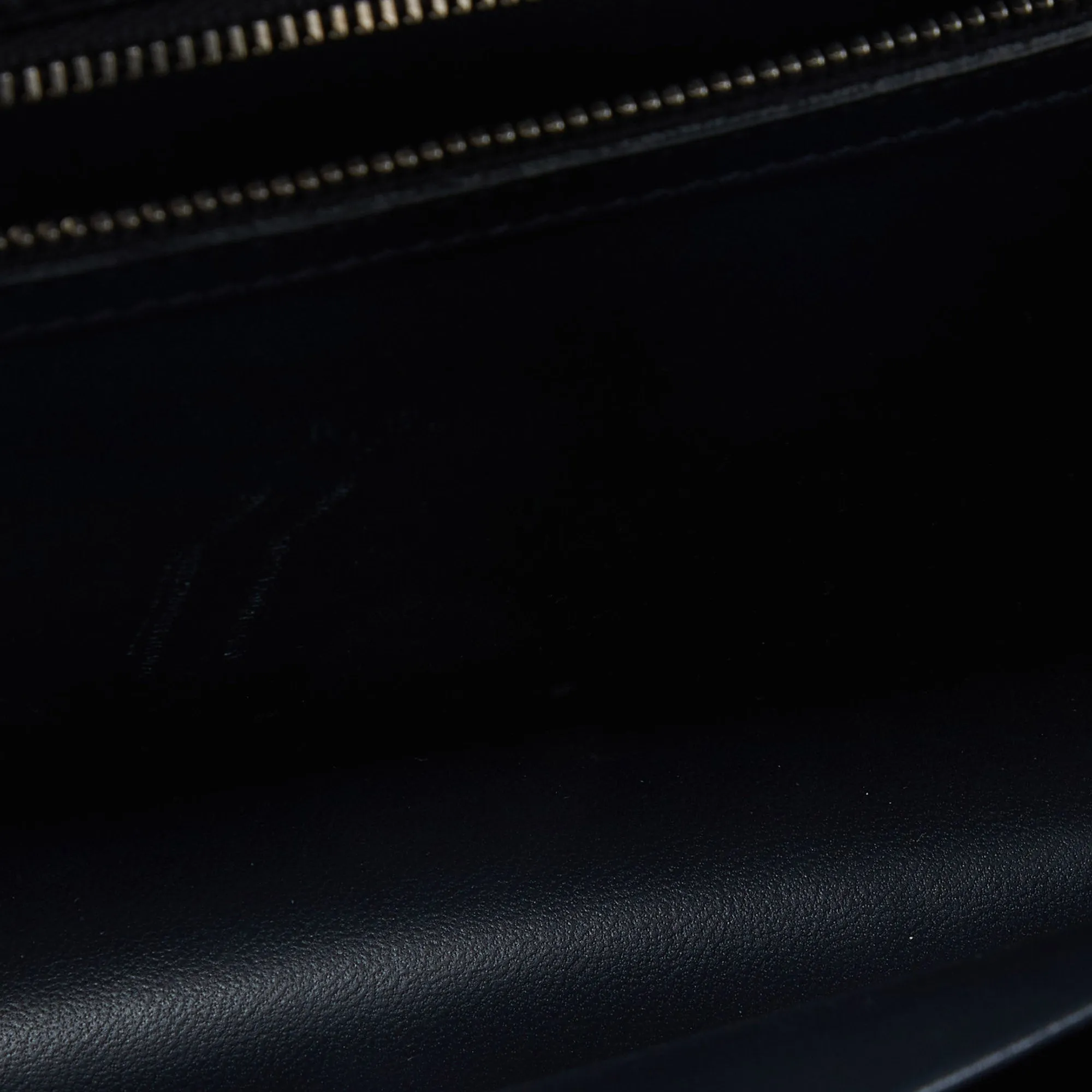 DIOR Silver Microcannage Patent Leather Medium ama Flap Shoulder Bag