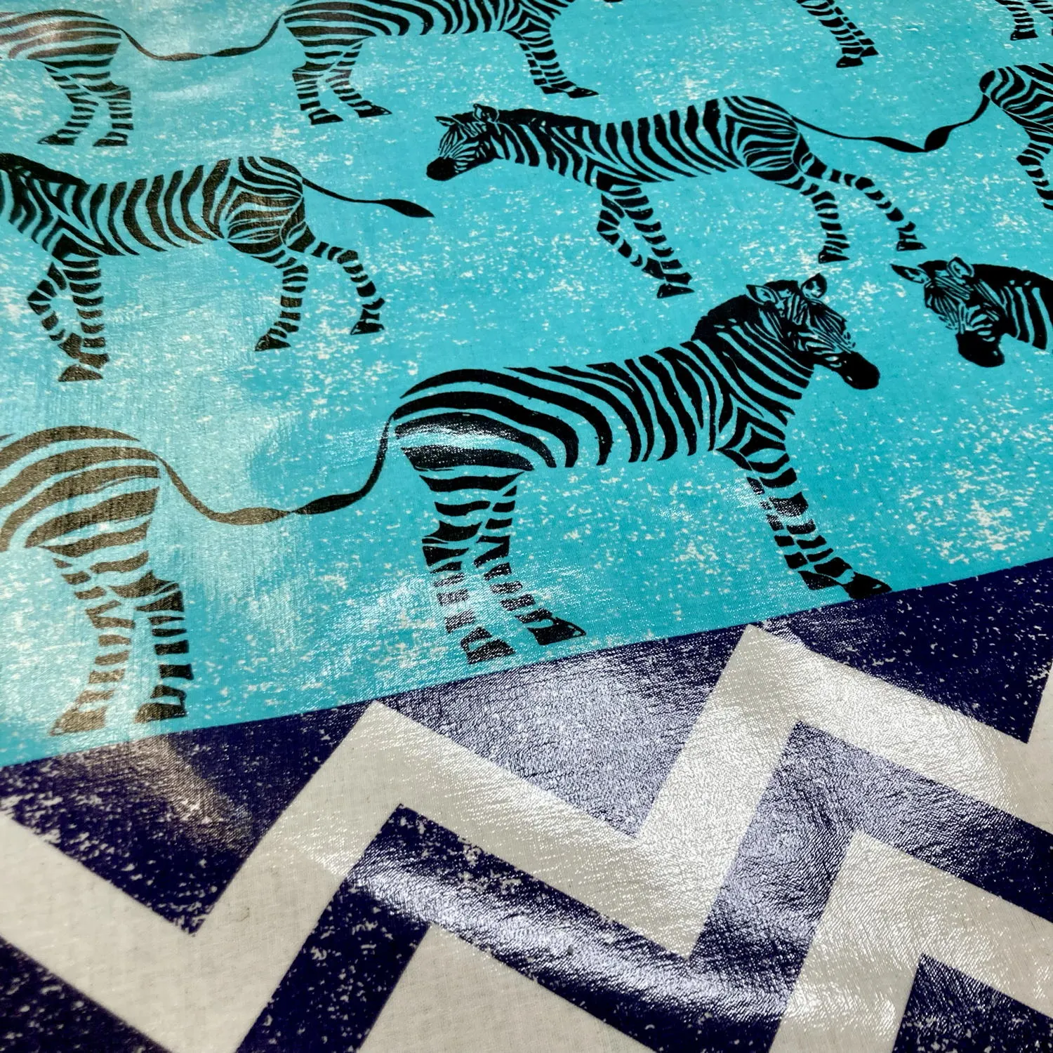Echino Decoro collection by Etsuko Furuya for Kokka - Zebra