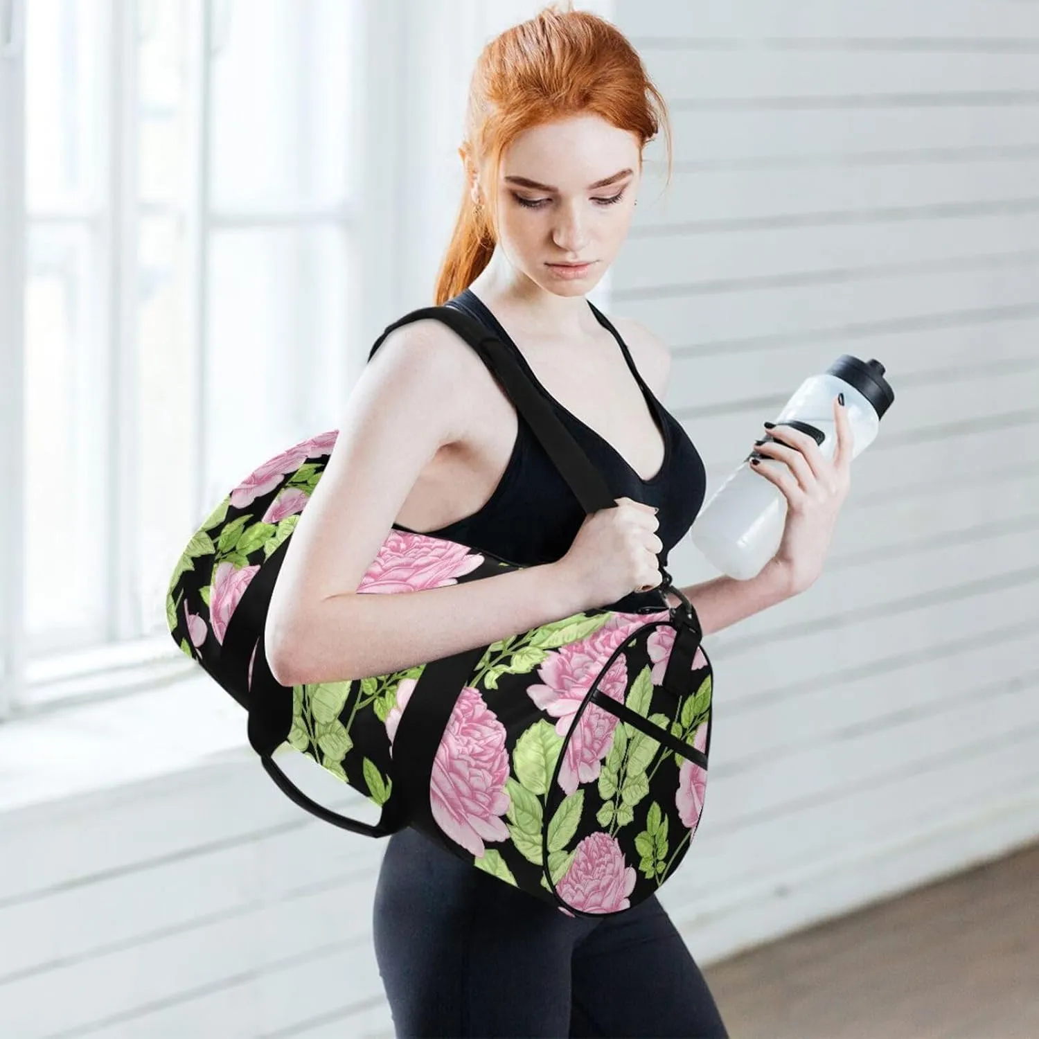 Gym Bag,Sports Duffle Bag,Cute Gym Bags with Inner Pocket,Weekender Travel Bag For Sport Workout Women Men,17.6x9 IN Black Flowers