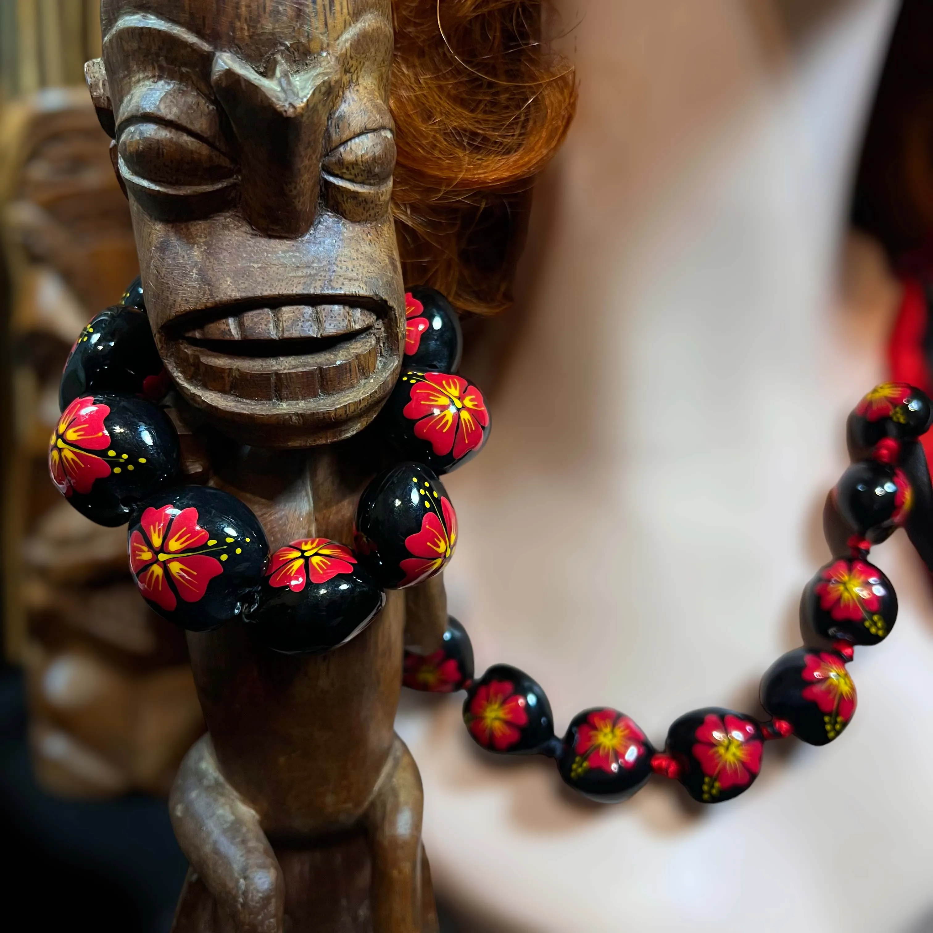 HAND PAINTED KUKUI NUT LEI NECKLACE SET