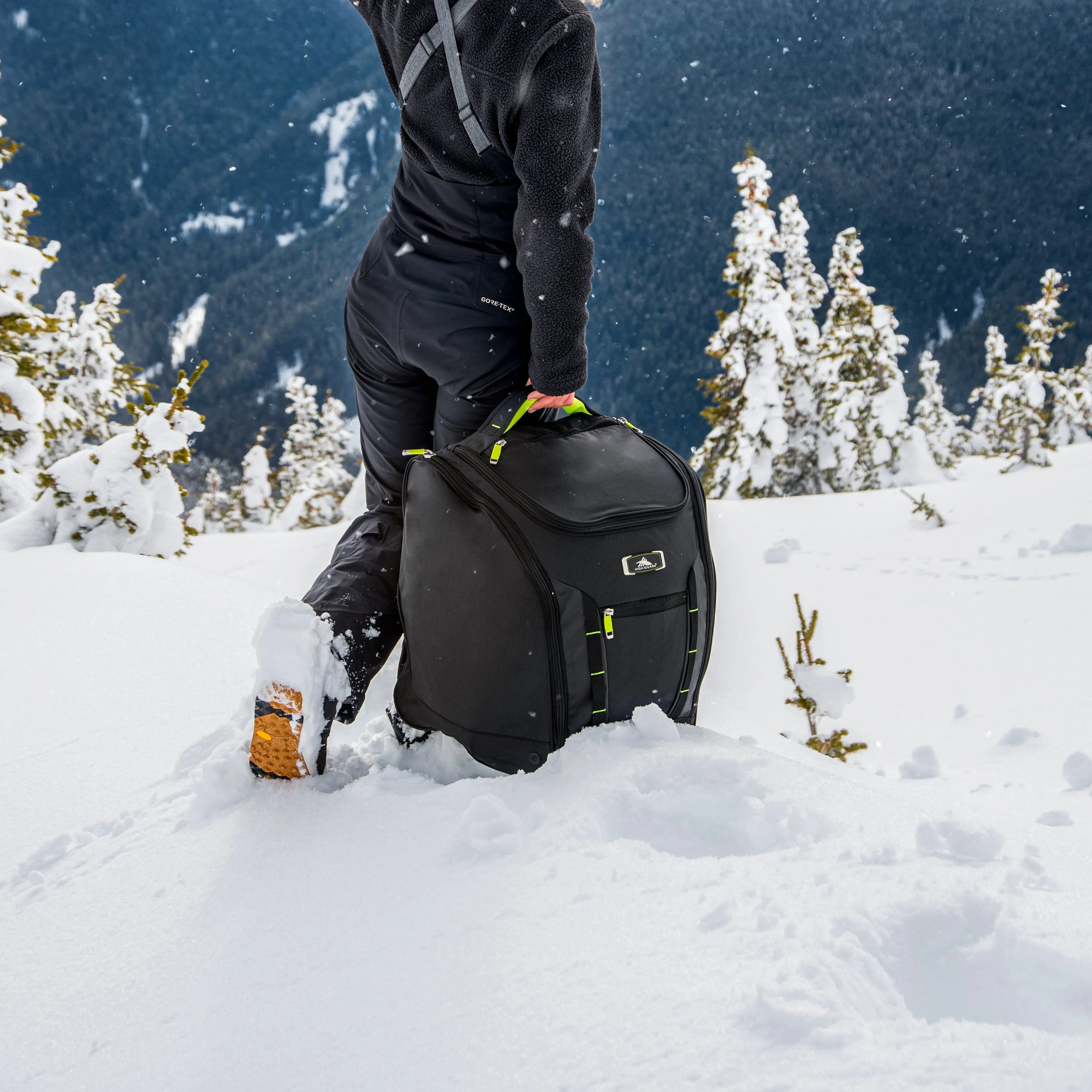 High Sierra PRO Deluxe Trapezoid Boot Bag
