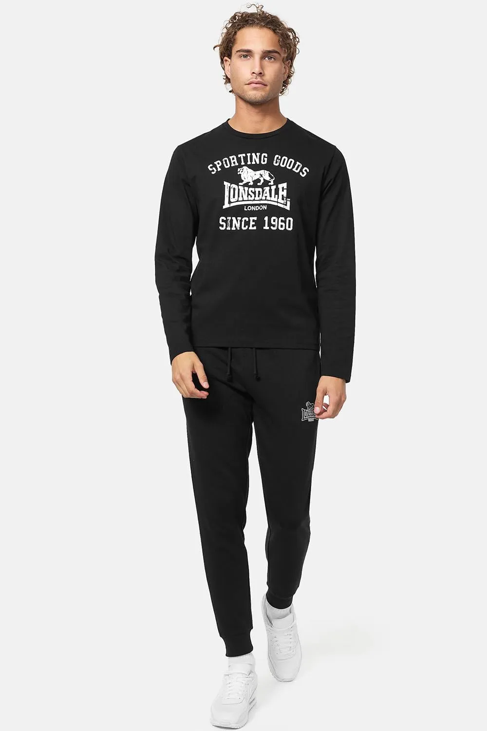 Lonsdale Men's Classic Long Sleeve T-Shirt Black with Lion Logo Crew-Neck Regular-Fit