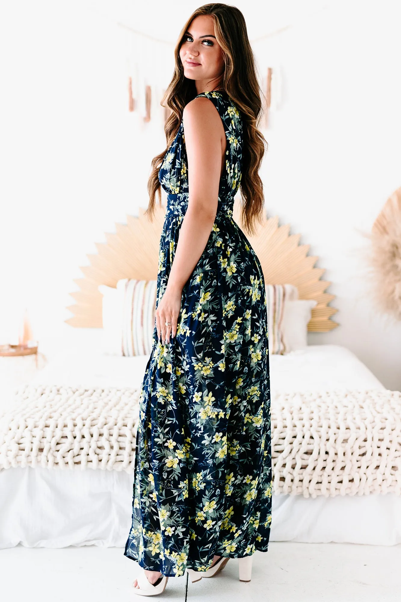 Magical Evening Floral V-Neck Maxi Dress (Navy)