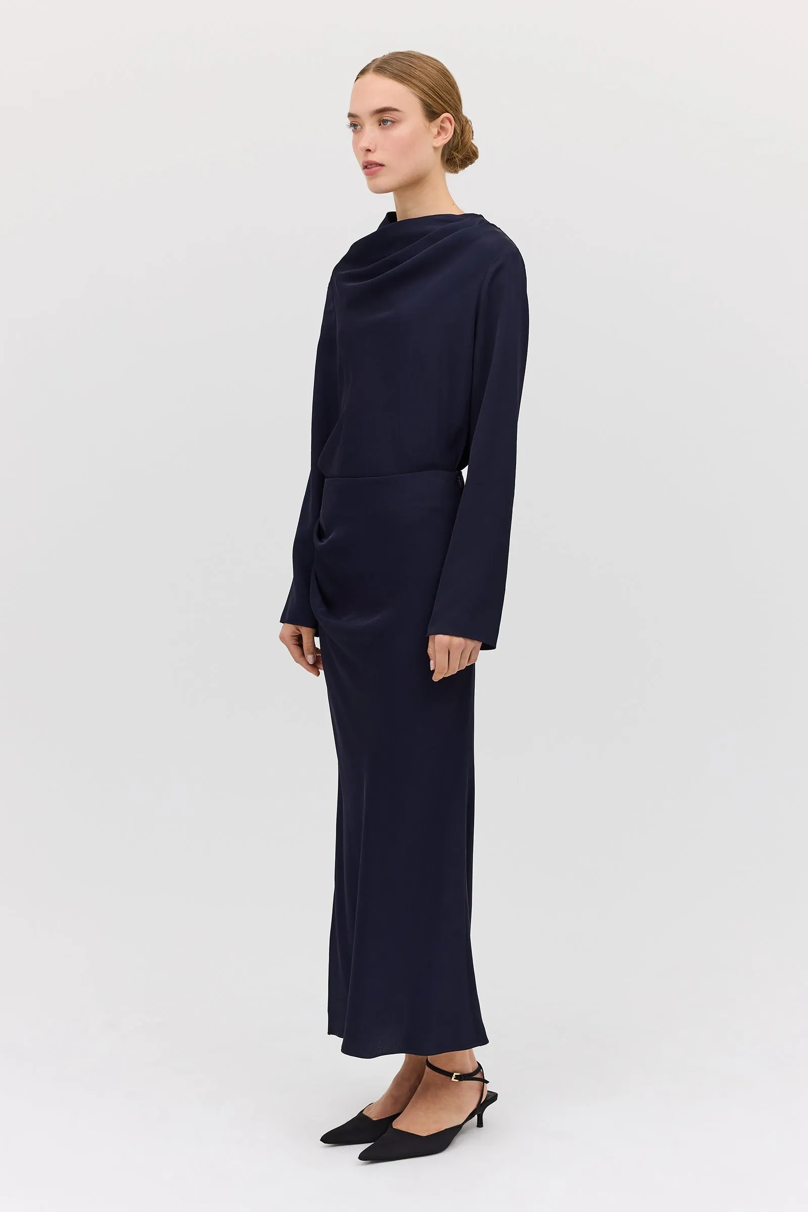 NAVY SATIN CREPE AMITY SKIRT