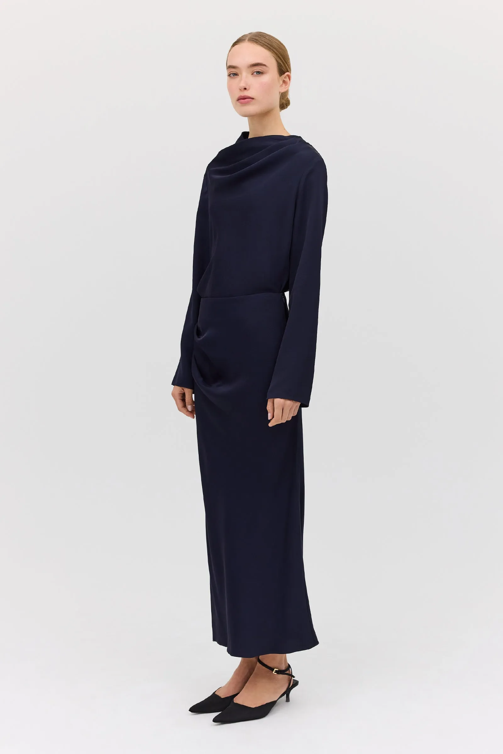 NAVY SATIN CREPE AMITY SKIRT