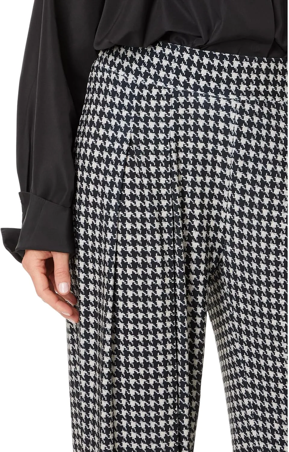 Norma Kamali Women's Low Rise Pleated Trouser