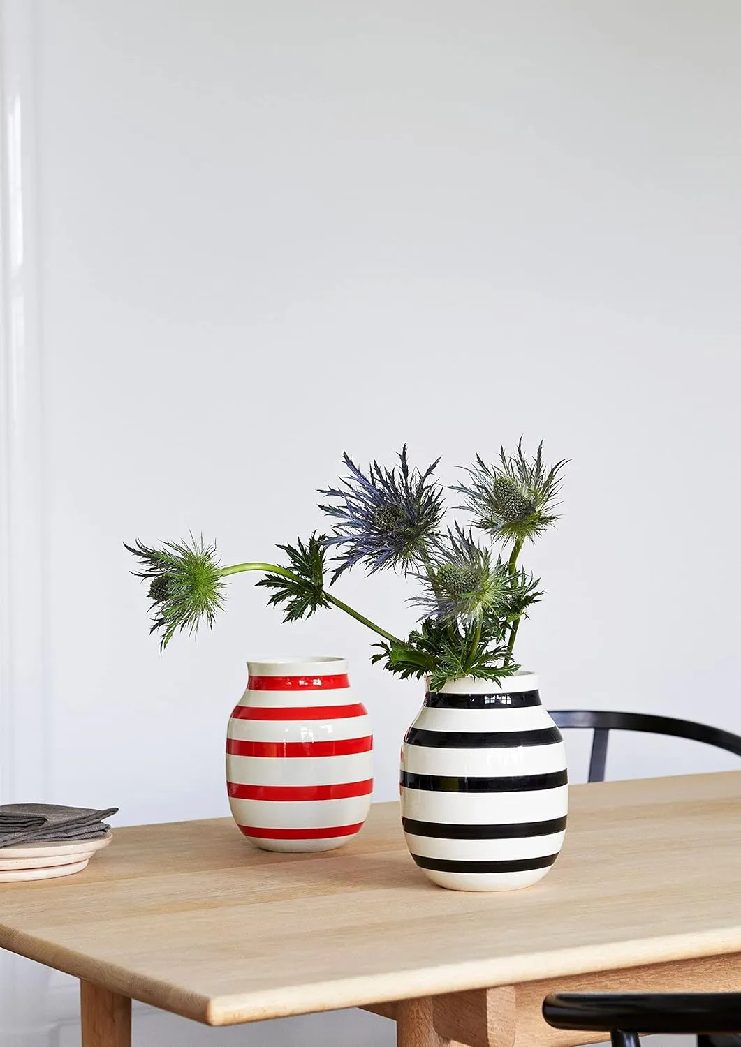 Omaggio vase Made of Porcelain with Stripes, Modern vase, Round, Bulbous, Scandinavian Design vase for Flowers, Black, 20cm