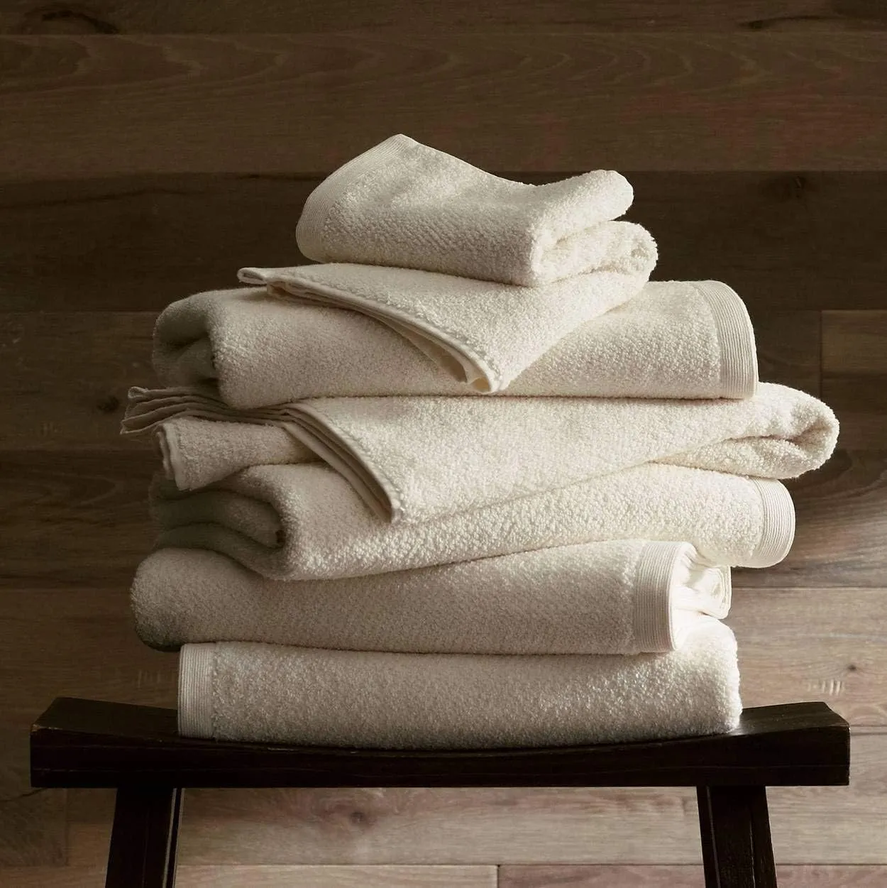 Peacock Alley Jubilee Bath Towels - Luxurious 100% Long Staple Cotton Textured Bath Towels with 600 Gram Weight - Bath Towel (White)