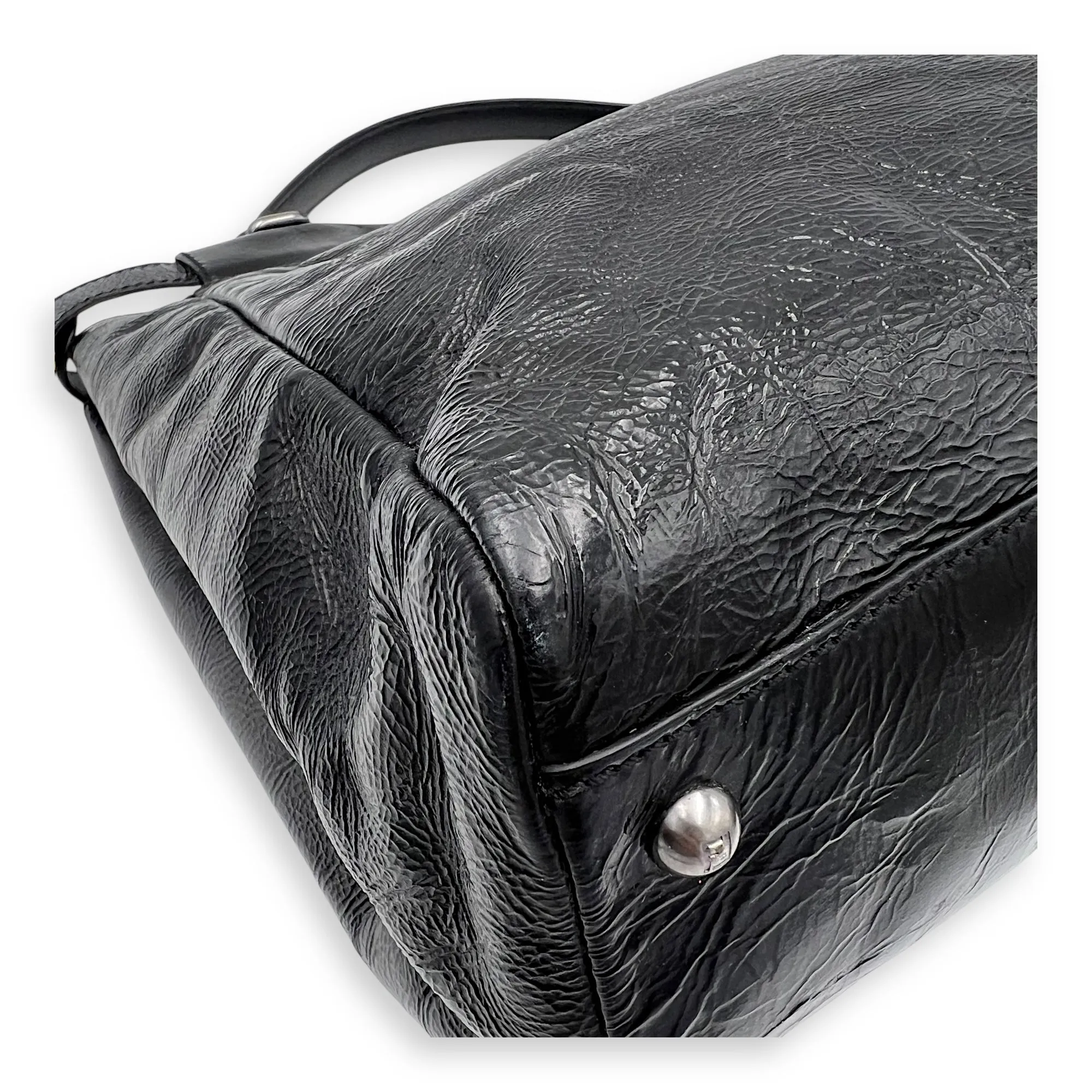 Peekaboo Top Handle Bag Large Black in Patent Leather, Gold hardware
