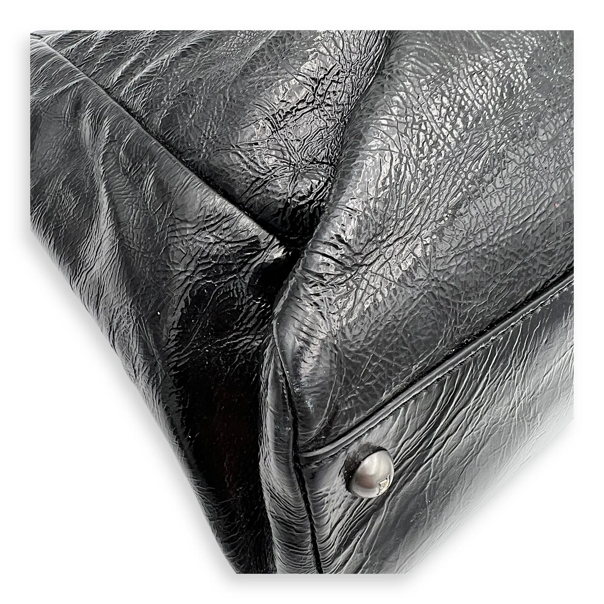 Peekaboo Top Handle Bag Large Black in Patent Leather, Gold hardware