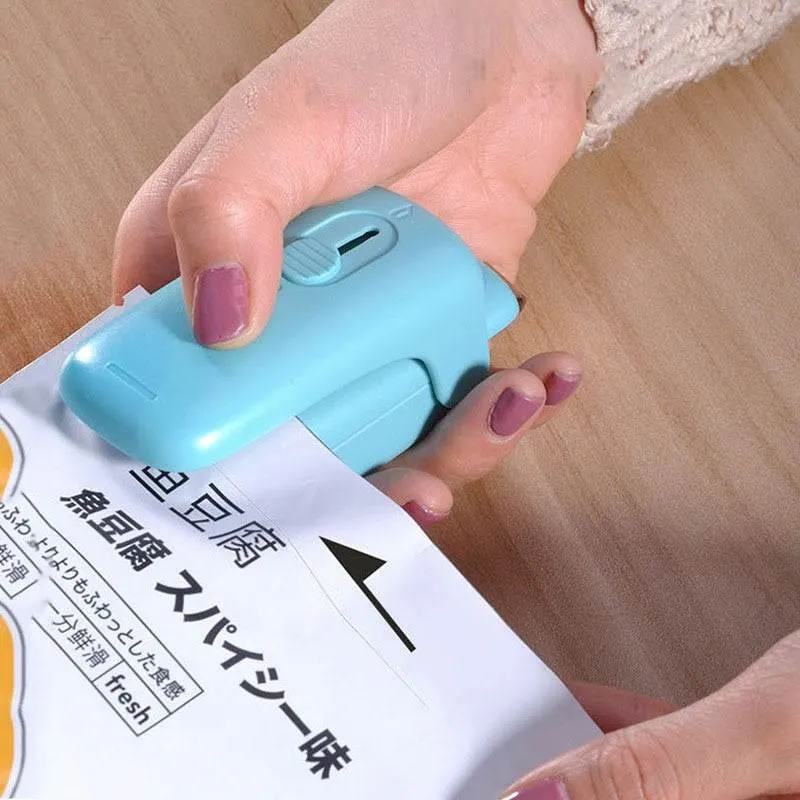 Portable Food Sealer - Mini Cutter for Storage