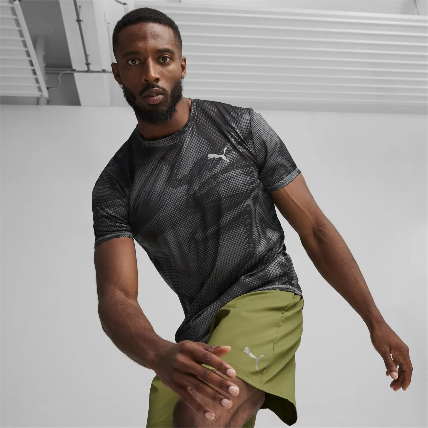 PUMA Men's Run Favorite Graphic Tee