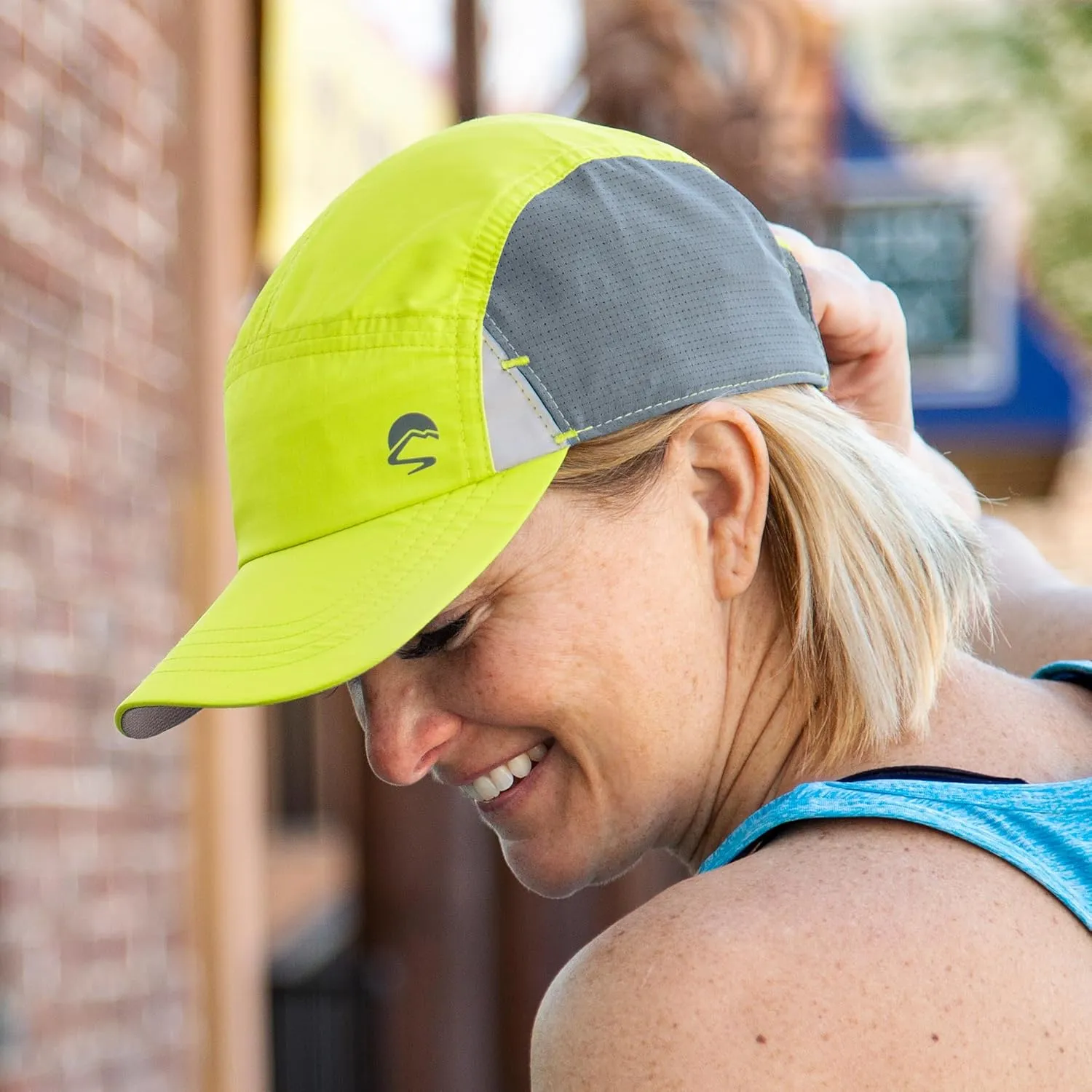 Sunday Afternoons Vaporlite Stride Cap