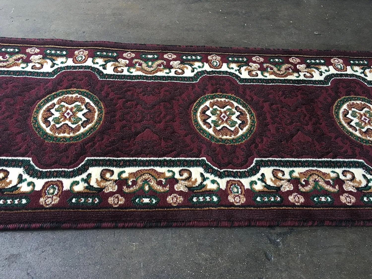 Traditional Runner Persian Area Rug Burgundy & Green Design D123 (2 Feet X 7 Feet)