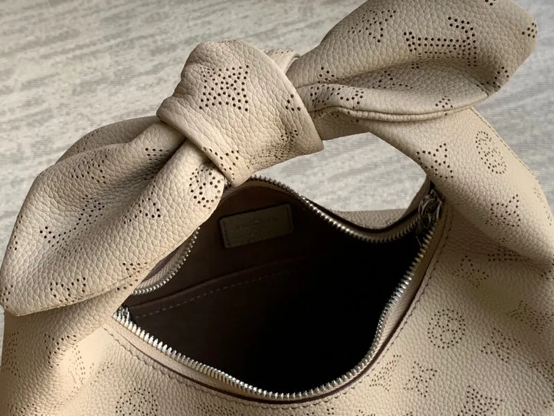Vuitton - 16385 - Louis Trusted CC Bags Streamlined Bags