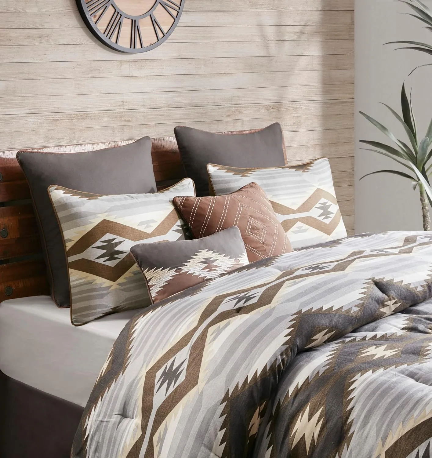 Woolrich Rustic Lodge Cabin Comforter Set - All Season Down Alternative Warm Bedding Layer and Matching Shams, Oversized Queen, Bitter Creek, Grey/Brown